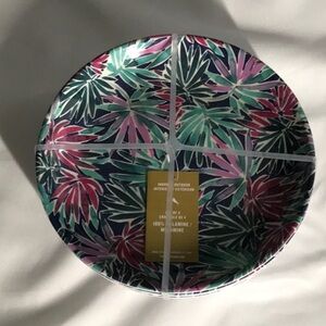 Tommy Bahamas Indoor/Outdoors Set of 4 Shallow Bowls 100% Melamine